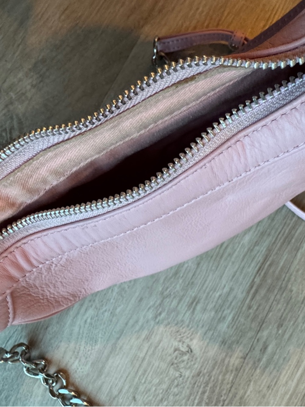 Núnoo Pluto Rivet Silky Pink Leather Crescent Studded Shoulder Bag Y2K - Picture 12 of 13